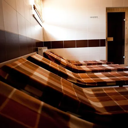 Hotel Fitt 3*